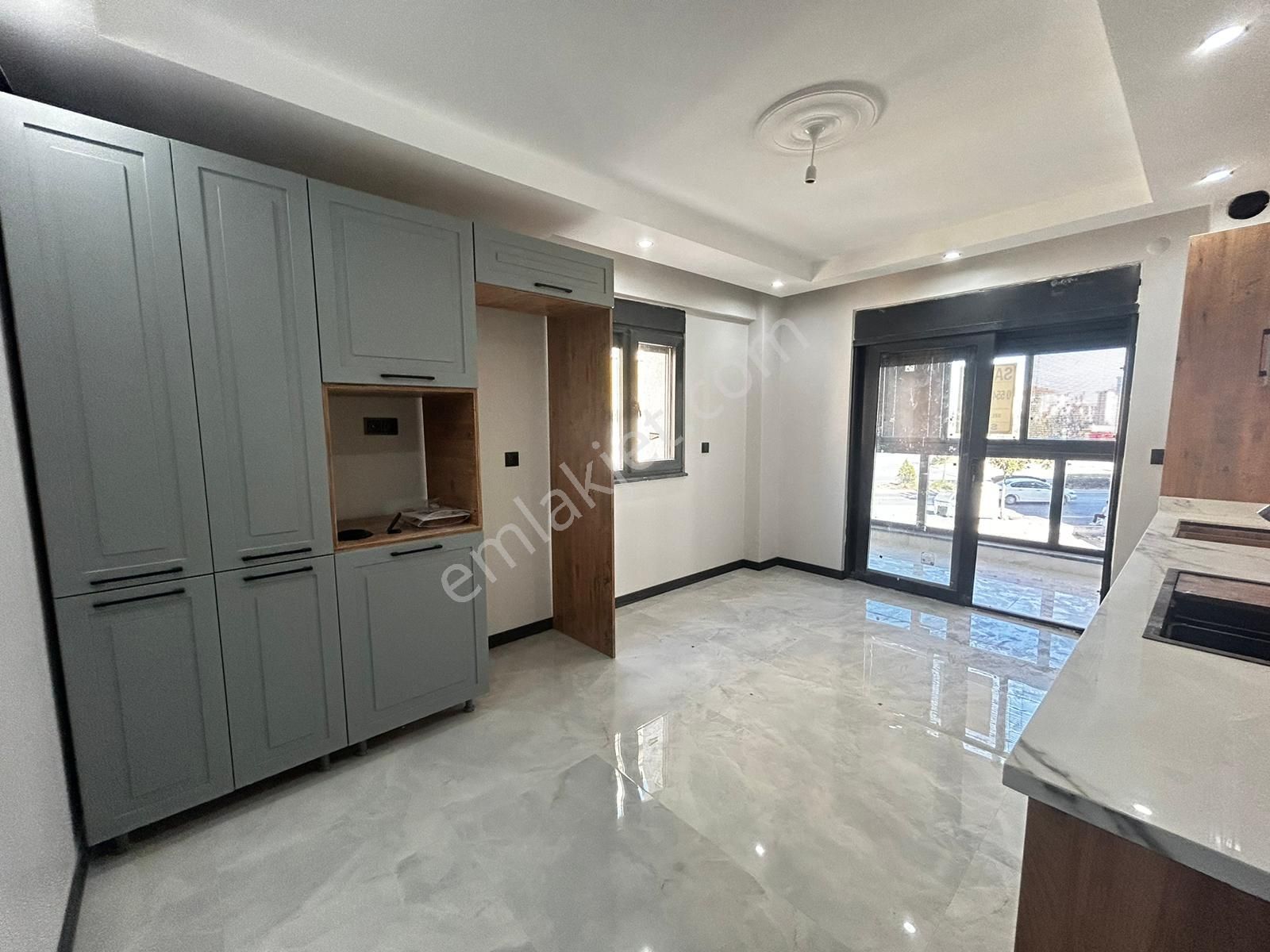 Tepebaşı Çamlıca Satılık Daire Eroğludan ** 160m2 Özel Garaj-giyinme Odası-köşe Bina-arakat