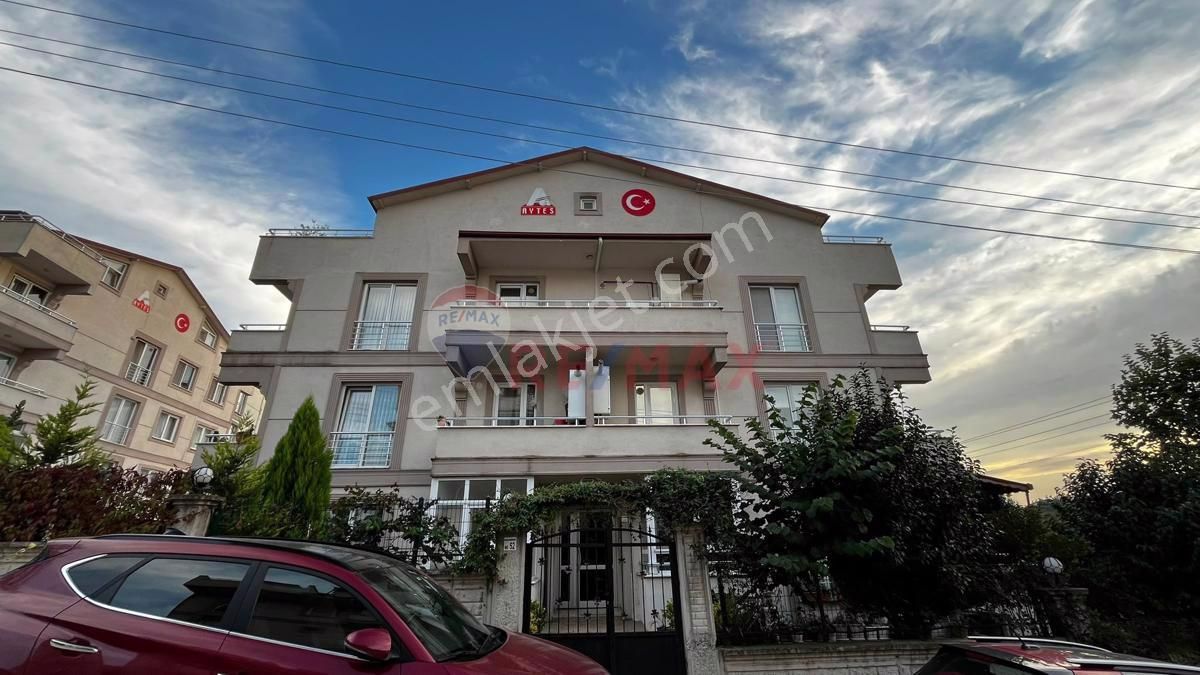 Başiskele Yeşilyurt Satılık Daire YEŞİLYURT'TA 3+1 BOŞ ÇATI DUBLEX DAİRE