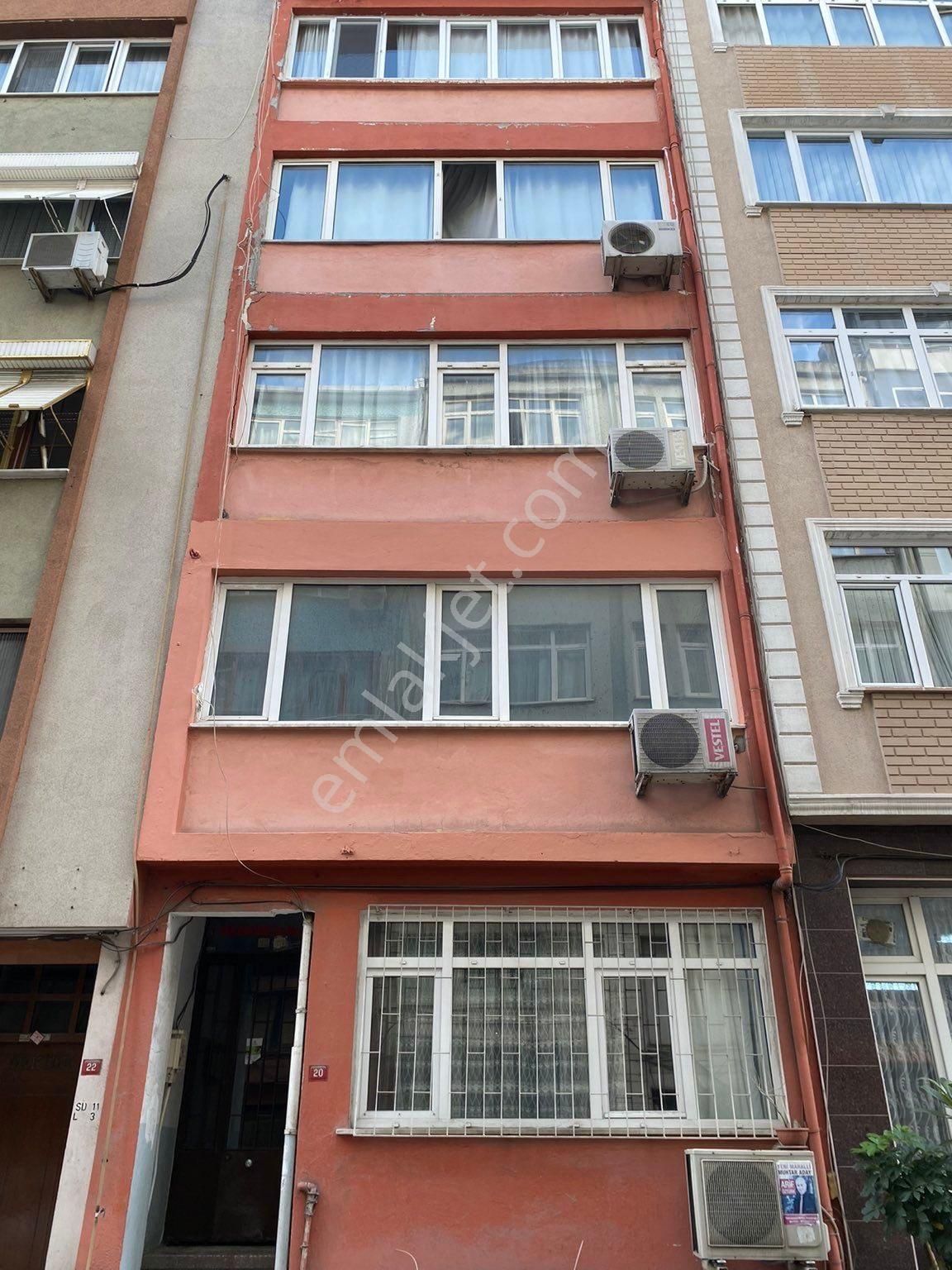 Bakırköy Yenimahalle Satılık Daire Beyaz eşyalı, yenilenmiş, merkezi