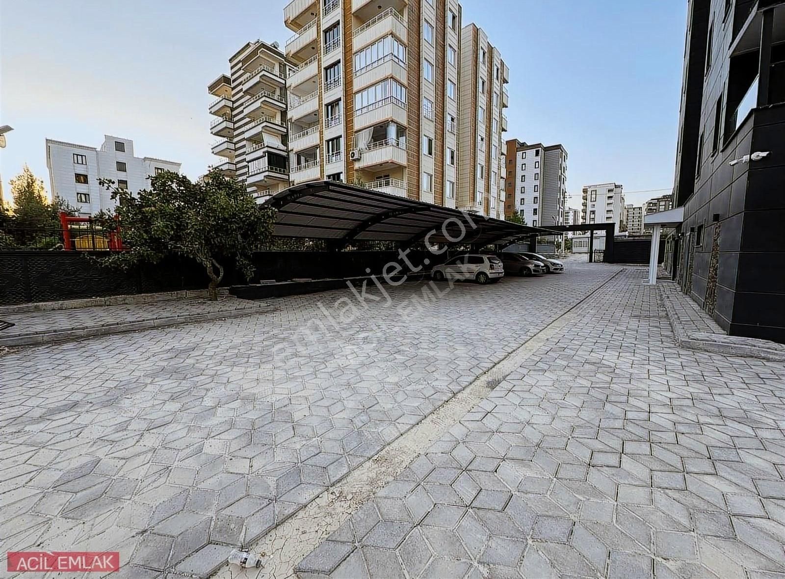 Karaköprü Atakent Satılık Daire ACİL EMLAK'TAN LOFT DUBLEX İÇİ FULL