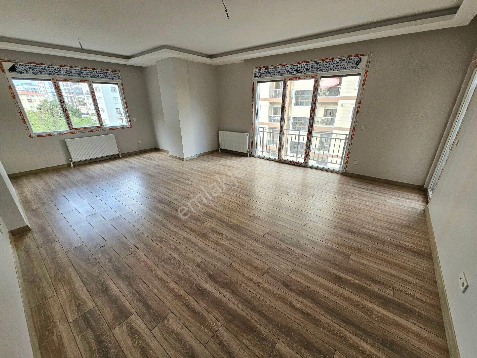 Kadıköy Erenköy Satılık Daire SAĞLAM'DAN ERENKÖY MARMARAYA YAKIN 150 M2 3+1 BALKONLU ARA KAT ÇOK FERAH SIFIR SATILIK DAİRE