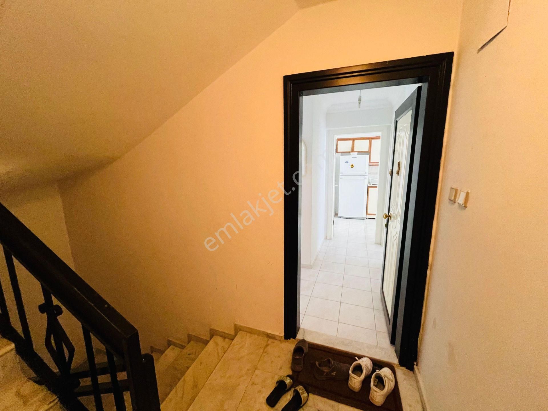 Altınoluk Yolun Denize 50 Metre Eşyalı Heryere Yakın Deprem Yönetmeliğine Uygun 3+1 Satılık Daire - Görsel 5