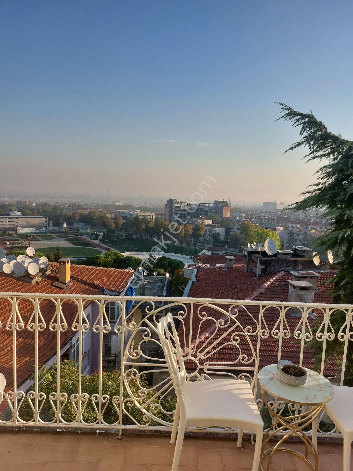 Bursa osmangazi̇de muhteşem manzarali yeni̇ temi̇z güveni̇li̇r buti̇k otel