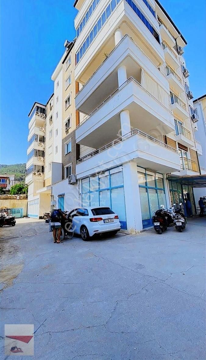 Anamur Göktaş Satılık Dükkan & Mağaza Şehir Merkezinde Kurumsal Kiracılı 450 M2 Satılık İş Yeri