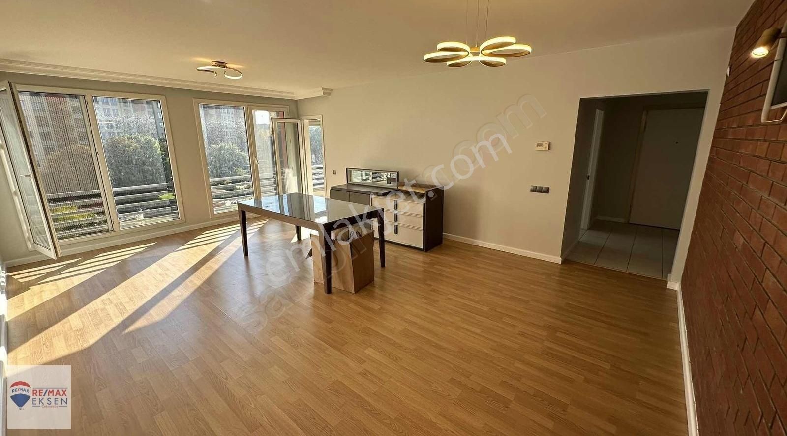 Ümraniye Necip Fazıl Kiralık Daire Sinpaş Central Life Kiralık BOŞ 3+1 Şerefiyeli Daire