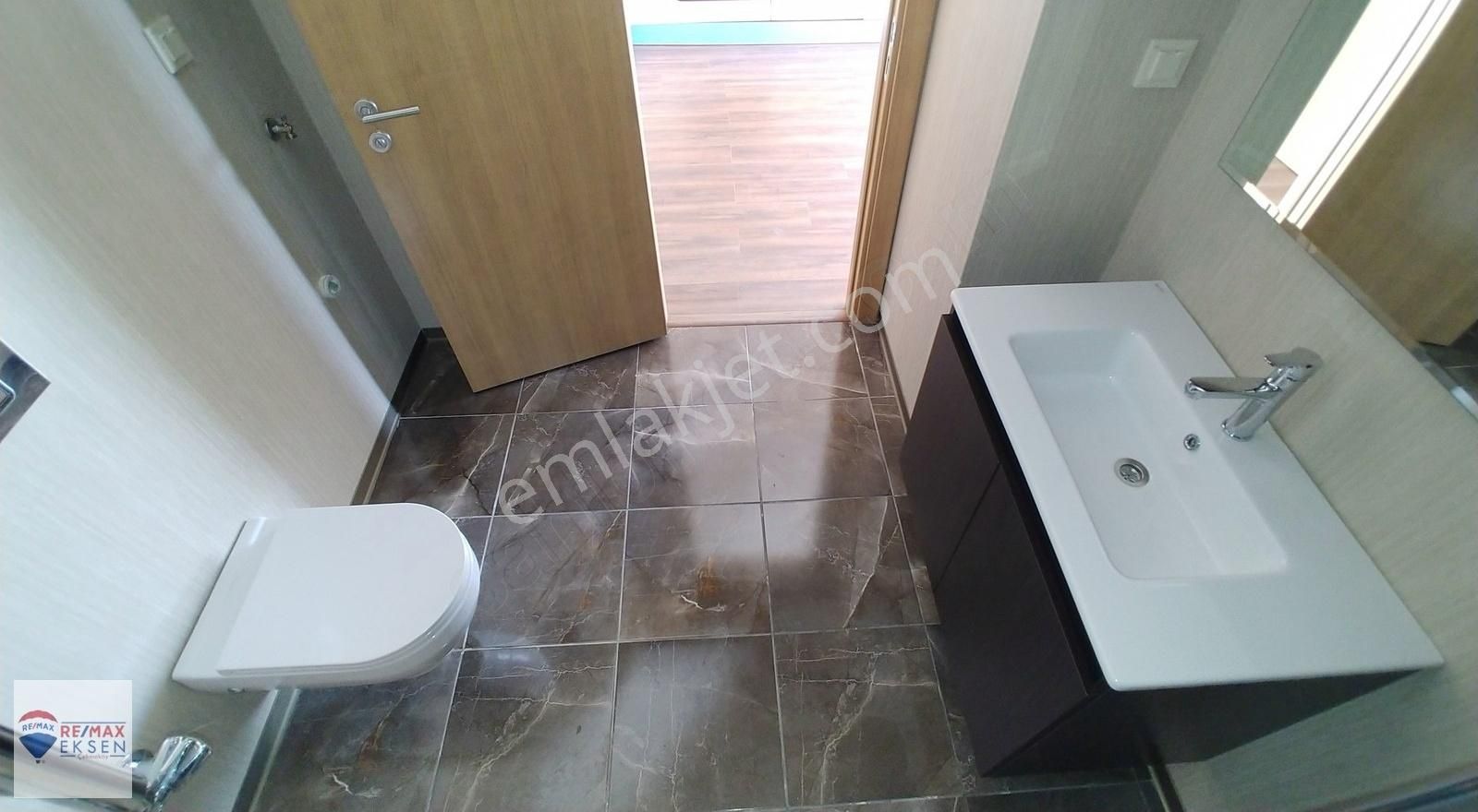 Çekmeköy Nişantepe Kiralık Daire Nef Çekmeköy Çamlıtepe Kiralık 1 + 1 Ara Kat Köşe Daire