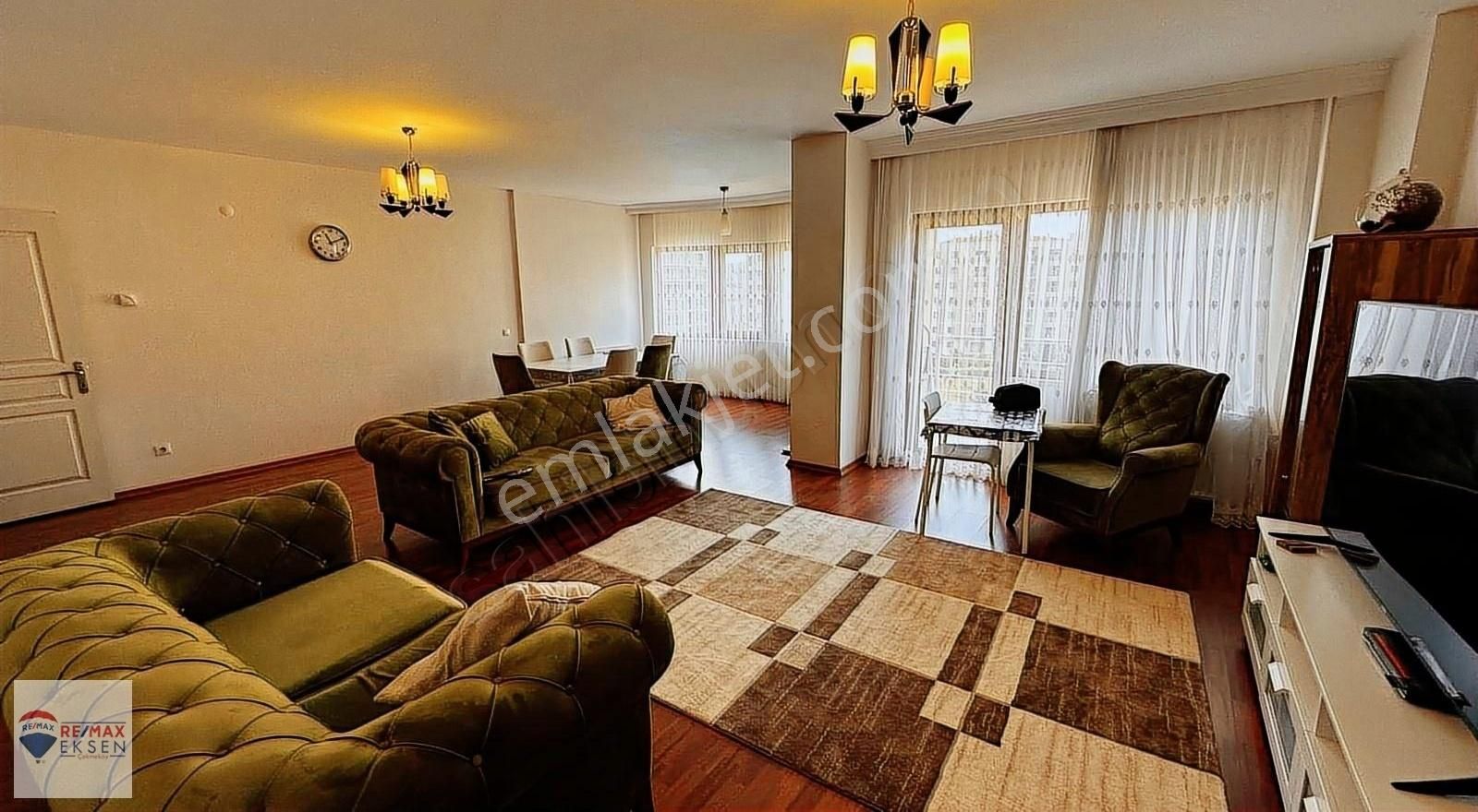 Ümraniye Madenler Satılık Daire Remax Eksen İdealistkent 1.Etap MercanBlokları 3+1 Satılık Daire