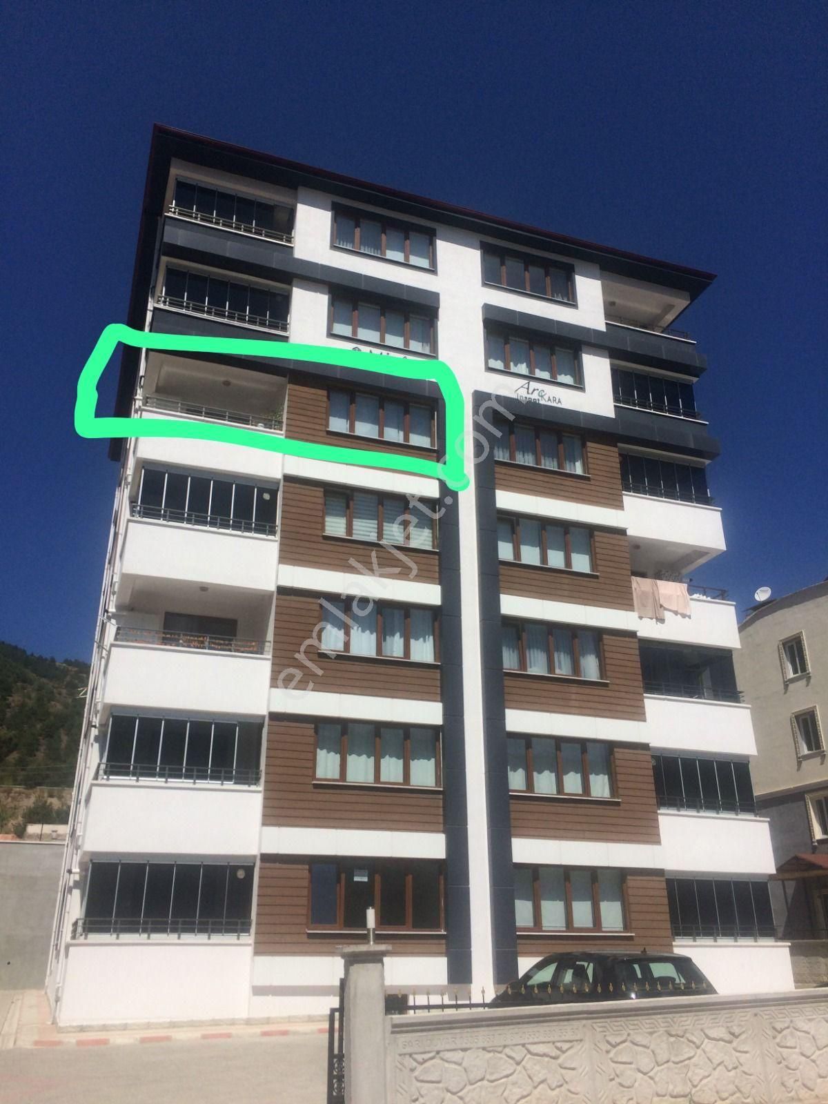 Tokat Merkez Büyük Beybağı Satılık Daire Tokat merkez.buyukbeybaginda satlik 3+1 