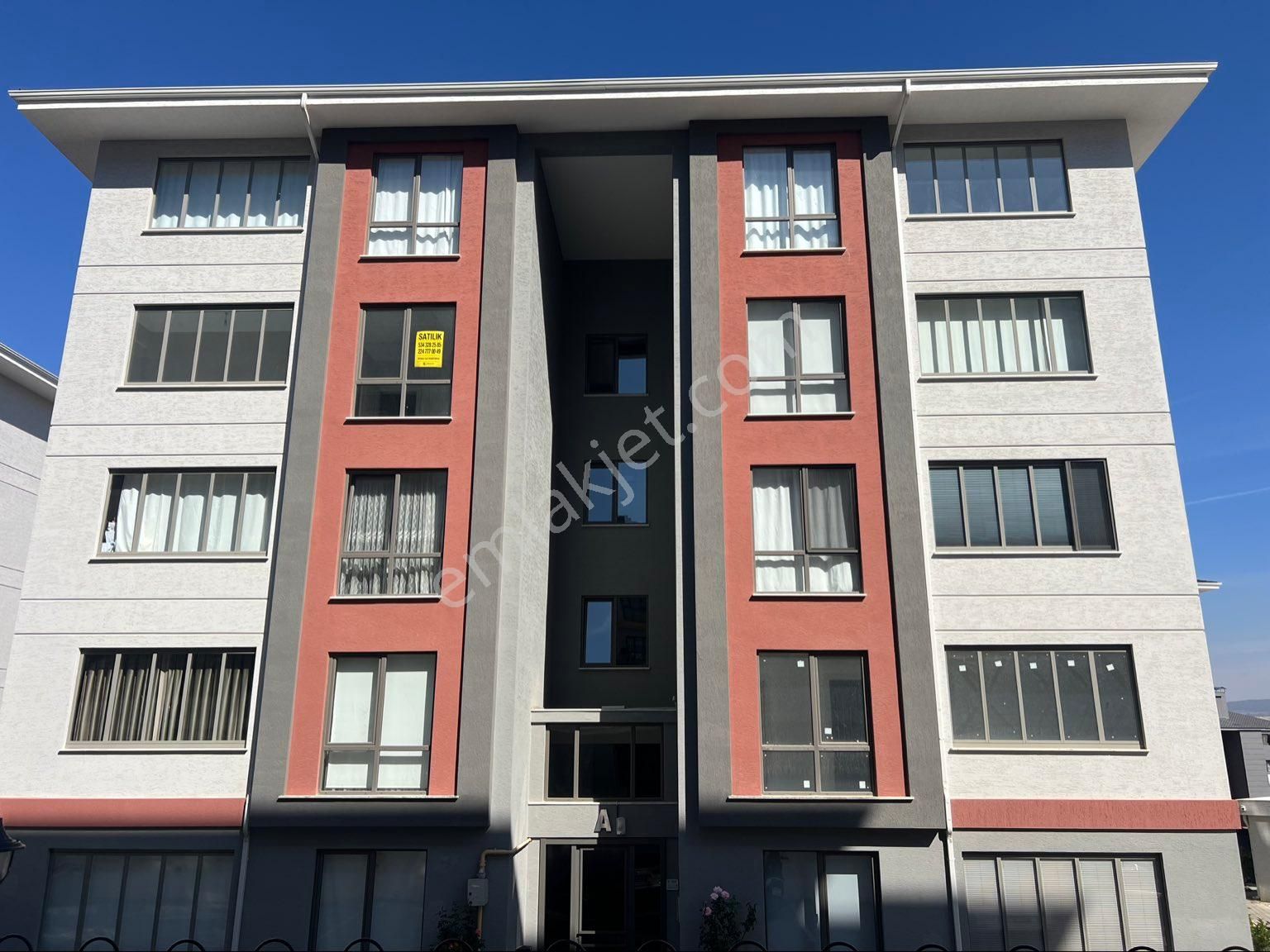 İnegöl Esentepe Satılık Daire  ROMA' dan ESENTEPE MAHALLESİNDE SİTE İÇİ SATILIK DAİRE