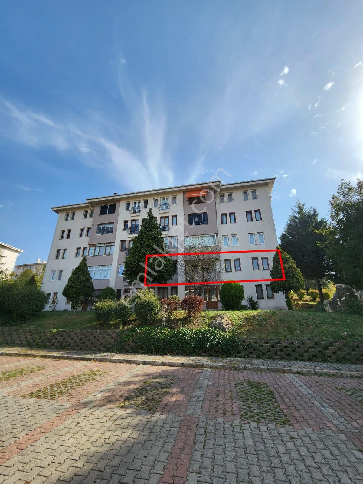 Düzce Merkez Esentepe Satılık Daire  ESENTEPE MH.DE BATI CEPHE ARA KAT 3+1 SATILIK DAİRE