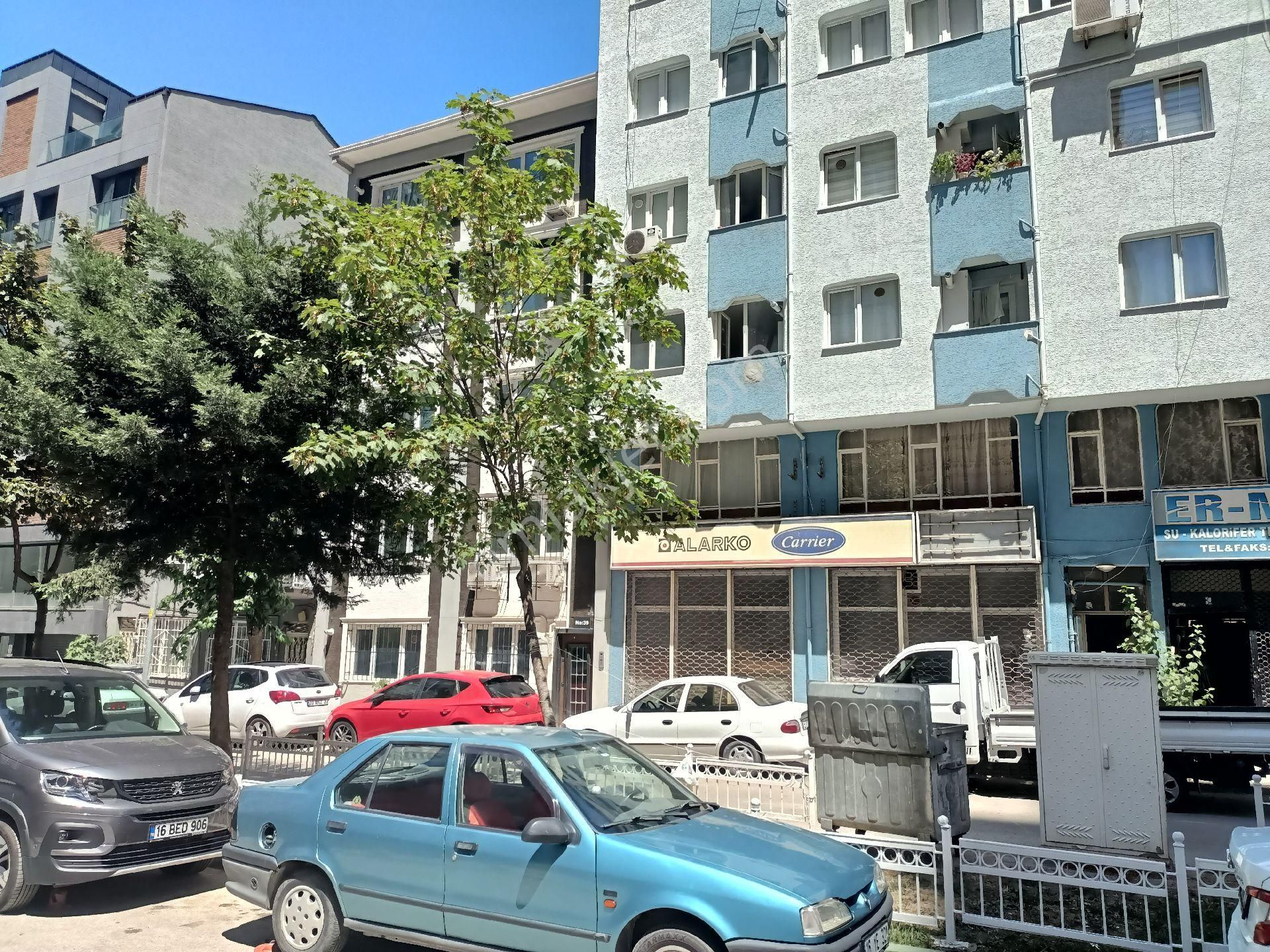 Osmangazi Kiremitçi Satılık Daire sahibinden satılık asansörlü kapalı otoparkli 2+1 daire