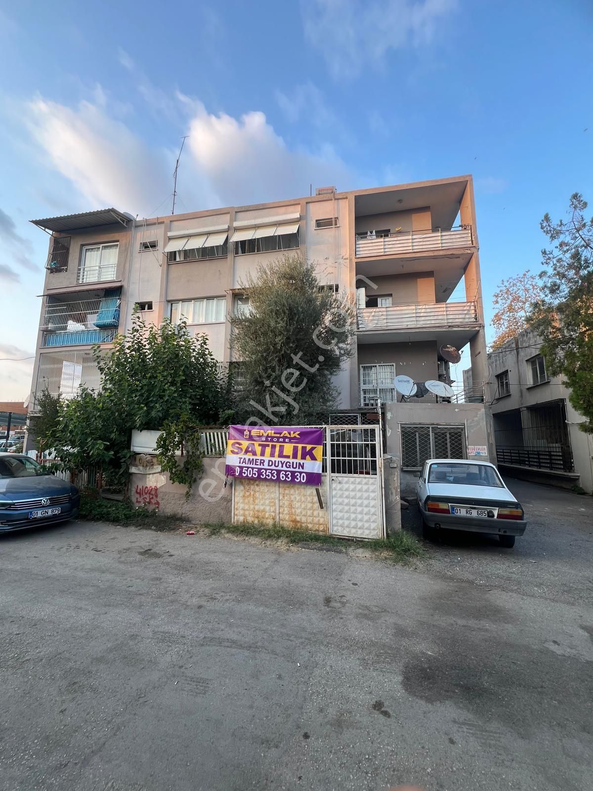 Seyhan Emek Satılık Daire  EMEK MAHALLESİ 2+1 GENİŞ OTURUMLU SATILIK DAİRE 