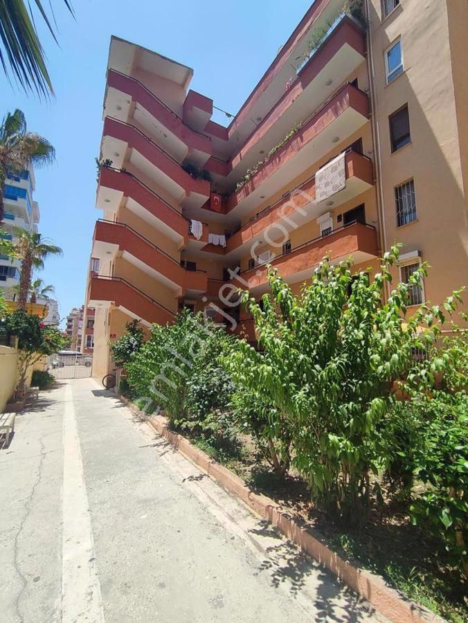 Alanya Mahmutlar Satılık Daire MAHMUTLAR SÜMER 2 SİTESİNDE SATILIK 2+1 DAİRE