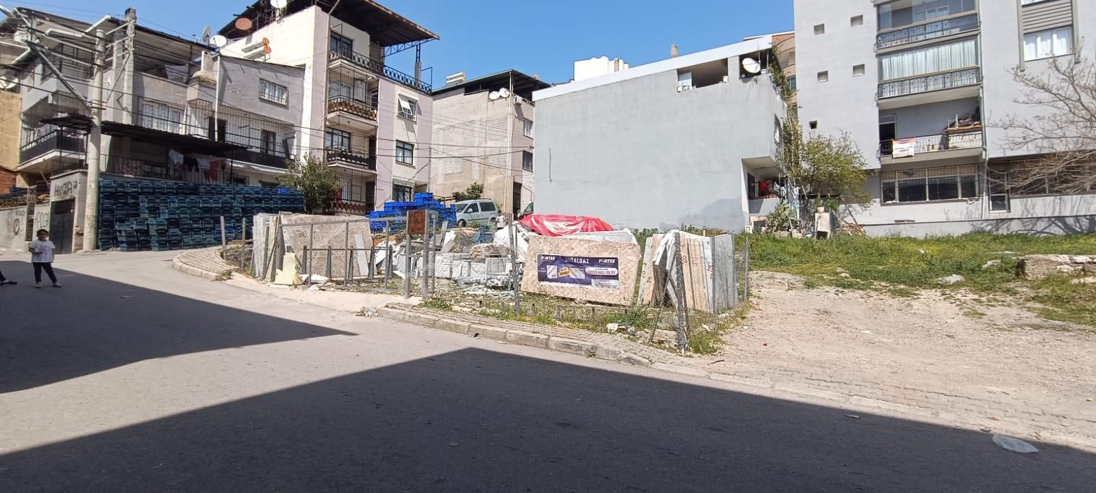 Karabağlar Yunus Emre Mah.137m2 Depoya Uyğun Kiralık Arsa