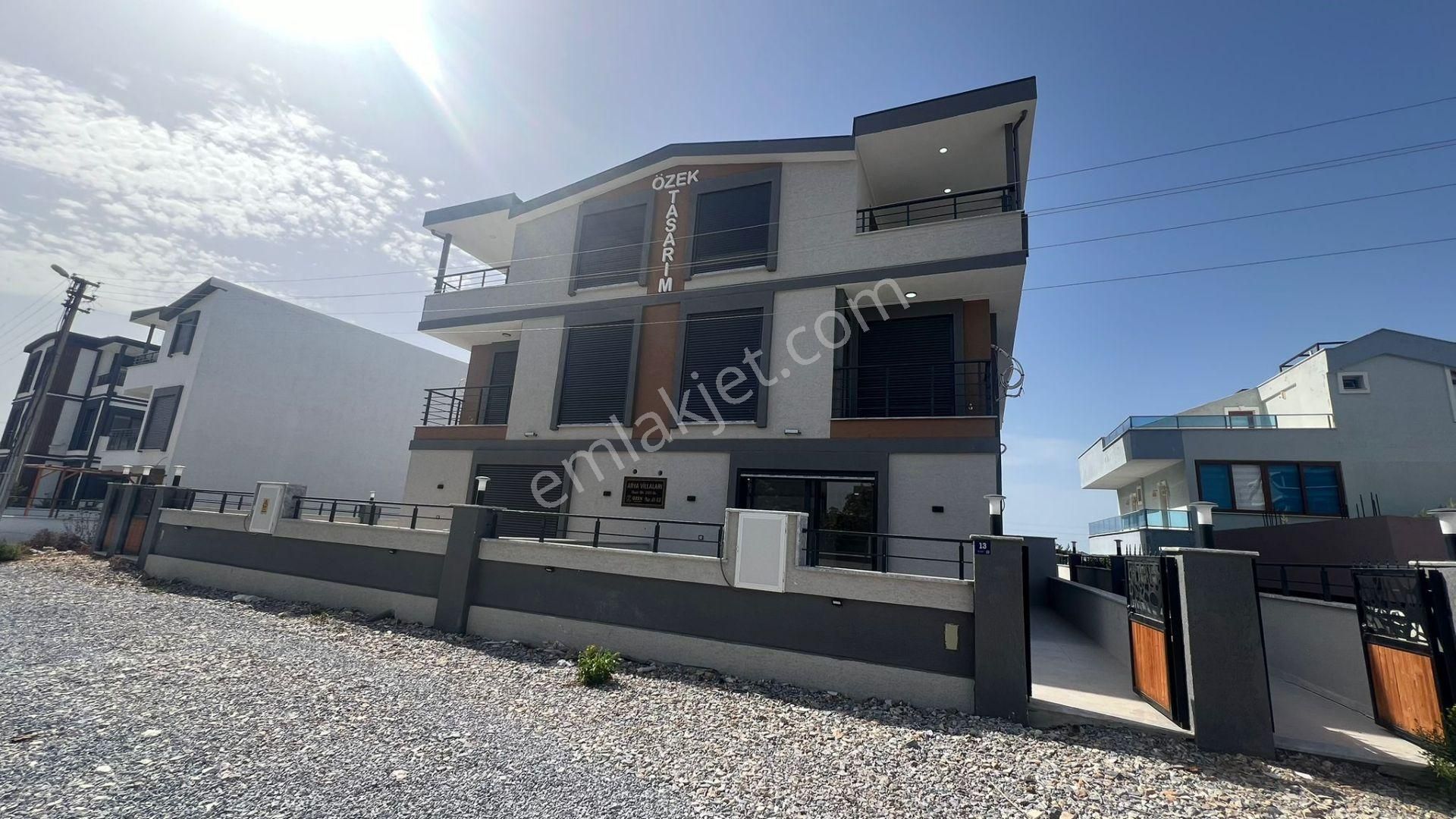 Didim Hisar Satılık Villa AYDIN DİDİM HİSAR MAHALLESİNDE ÖN CEPHE TERASLI SIFIR 3+1 VİLLA 