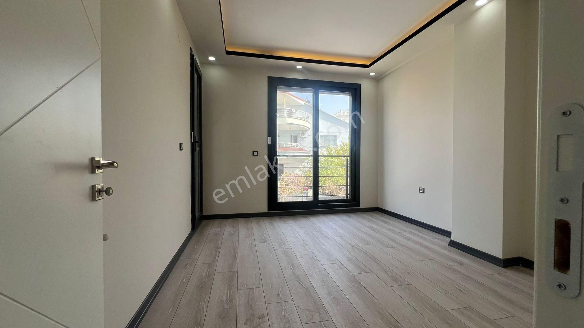 Aydın Didim Hisar Mahallesinde Ön Cephe Teraslı Sıfır 3+1 Villa - Görsel 3
