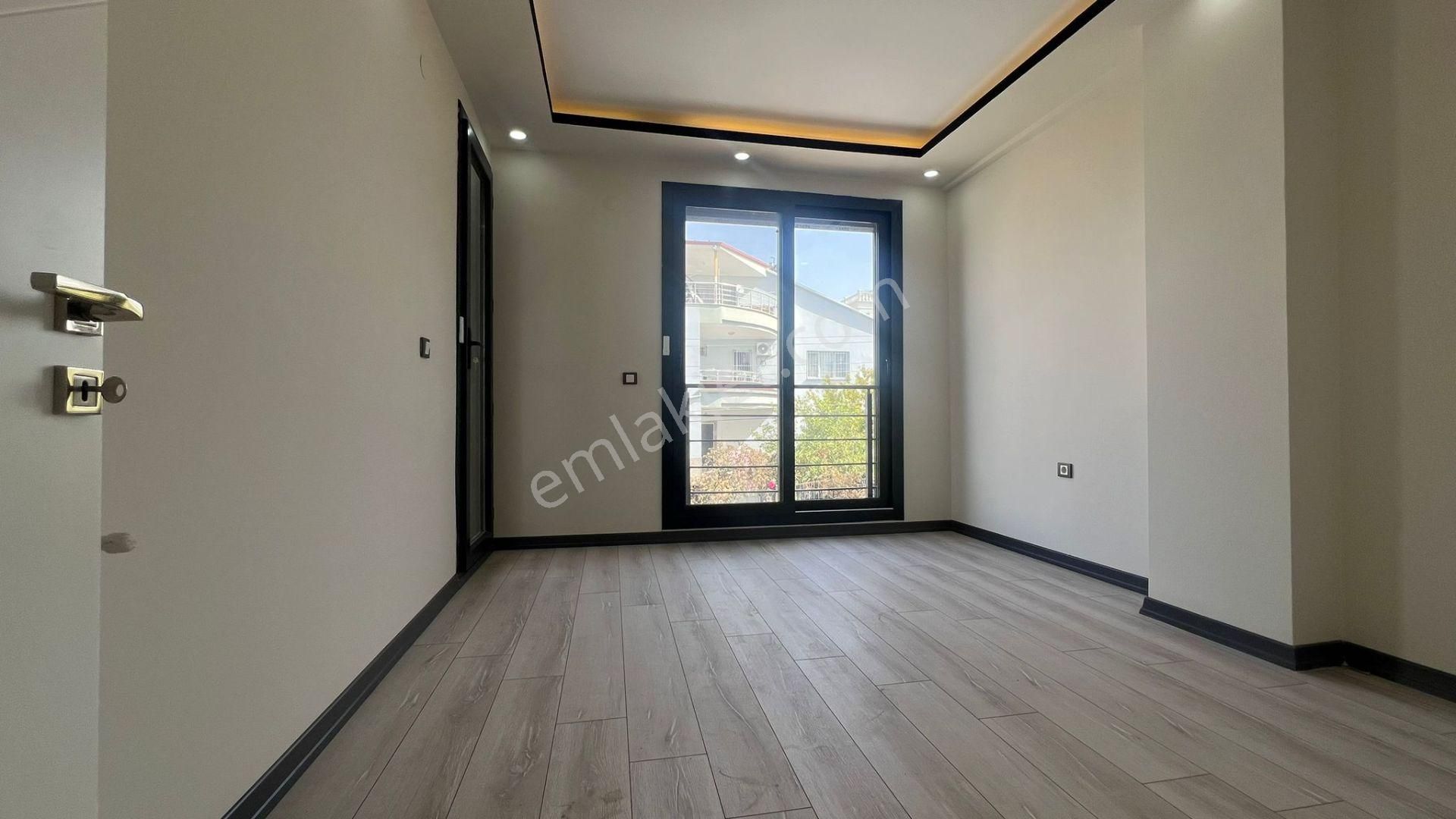 Aydın Didim Hisar Mahallesinde Ön Cephe Teraslı Sıfır 3+1 Villa - Görsel 6