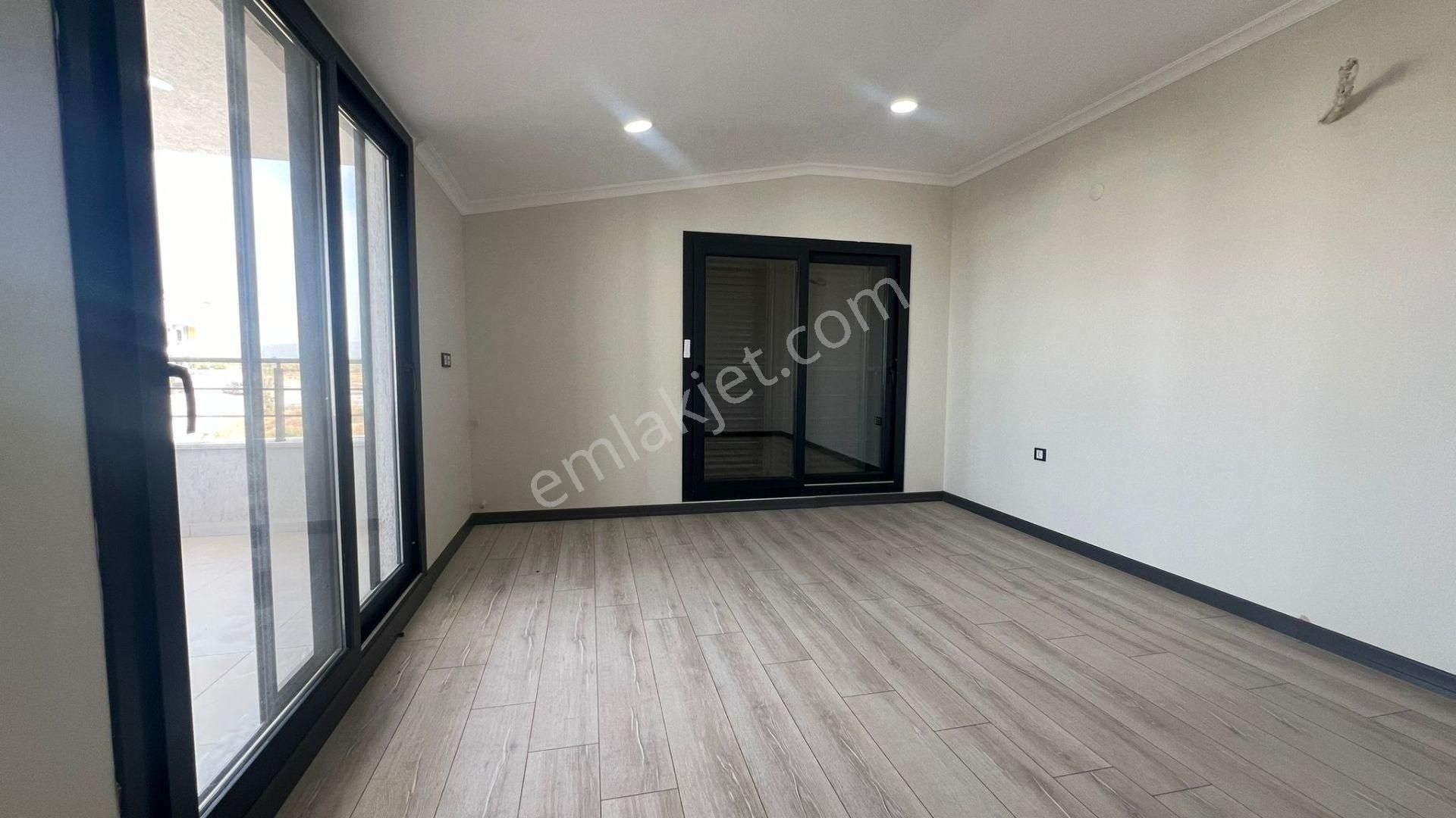 Aydın Didim Hisar Mahallesinde Ön Cephe Teraslı Sıfır 3+1 Villa - Görsel 15