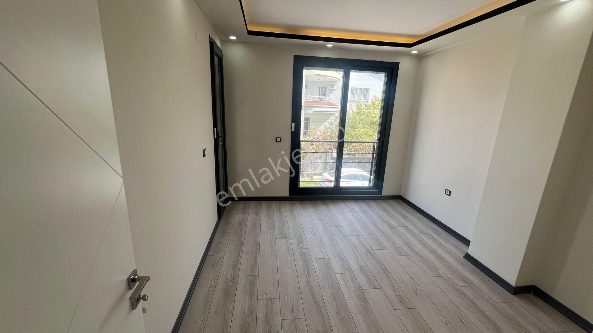 Aydın Didim Hisar Mahallesinde Ön Cephe Teraslı Sıfır 3+1 Villa - Görsel 13