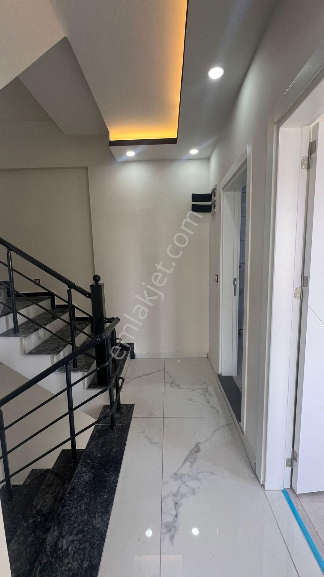 Aydın Didim Hisar Mahallesinde Ön Cephe Teraslı Sıfır 3+1 Villa - Görsel 12