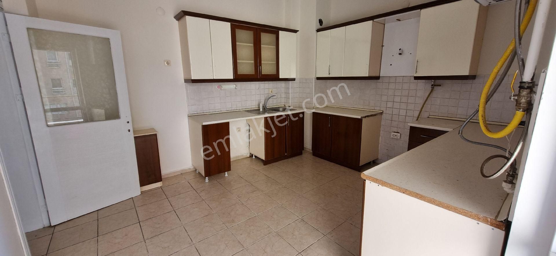 Bursa Merkezde 3+1 Kiralık Daire - Görsel 3