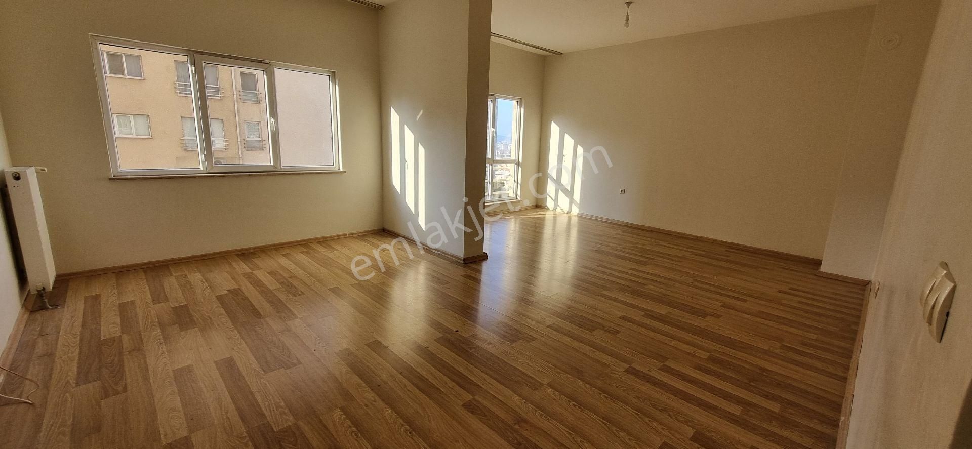 Bursa Merkezde 3+1 Kiralık Daire - Görsel 2