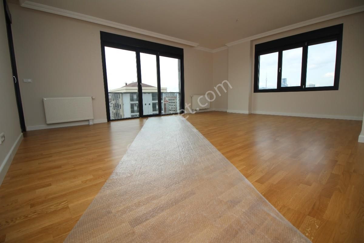 Kadıköy Erenköy Kiralık Daire KADIKÖY ERENKÖYDE MERKEZİ LOKASYONDA 3+1 KİRALIK DAİRE