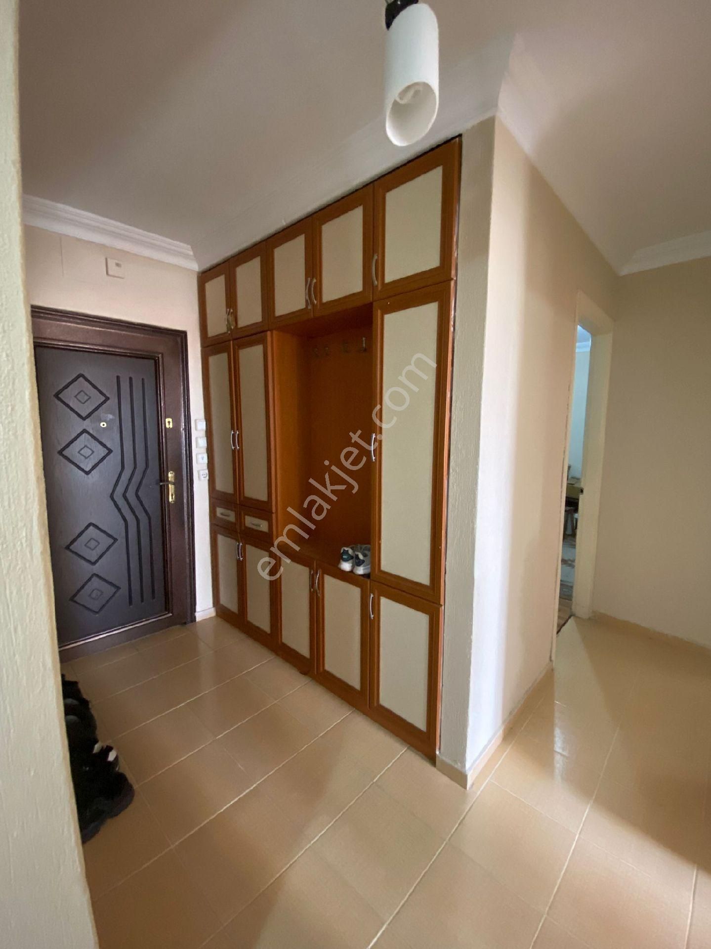 Ahmetli Altıeylül Satılık Daire Manisa Ahmetli altı Eylül mahallesi 3+1 Doğal Gazlı 120m² daire Satılık 