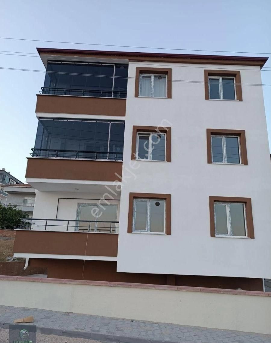 Merzifon Bağlarbaşı Kiralık Daire Dönüşüm Emlaktan Mehmet Akif Ersoy Mah. 2+1 Sıfır Daire