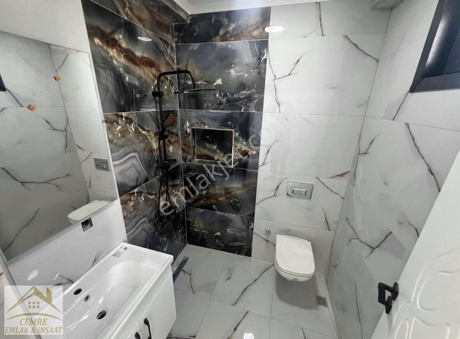 Cemre Emlaktan Satılık Deniz Ve Kazdağları Manzaralı Villa - Görsel 21