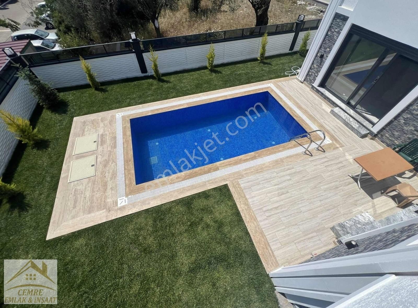 Cemre Emlaktan Satılık Deniz Ve Kazdağları Manzaralı Villa - Görsel 5