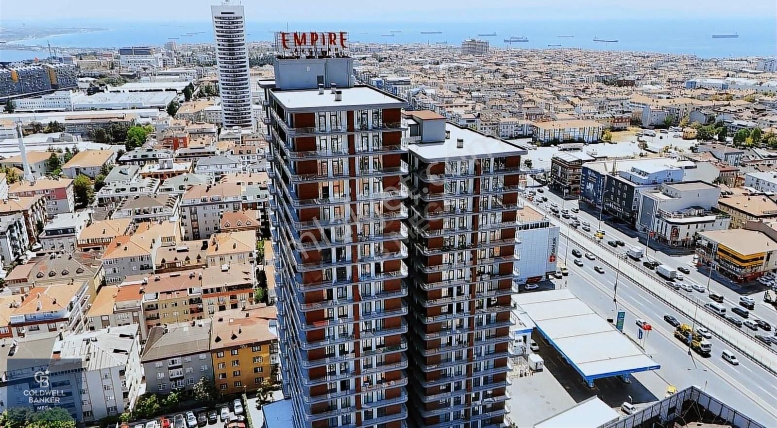 Avcılar Üniversite Satılık Daire METROBÜSE SIFIR 2+1 HOME OFİS AVCILARDA LUX RESIDENCE