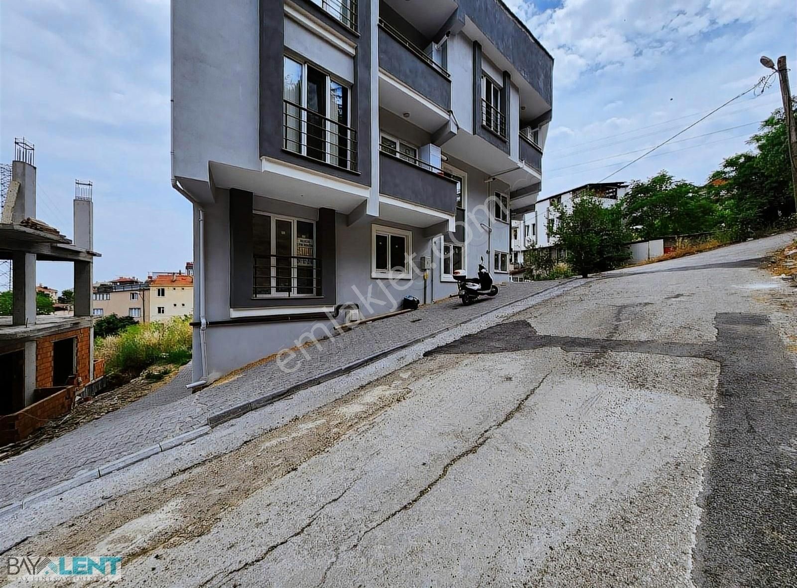 Altıeylül Sütlüce Satılık Daire SATILIK GENİS 2+1 DAİRE