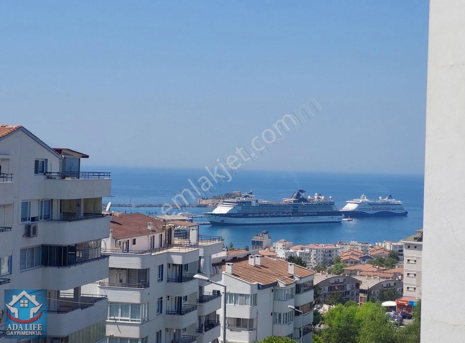 Kuşadası Türkmen Satılık Daire EGE MAHALLESININ KALBINDE ULTRA LUX REZİDANS DAIRE