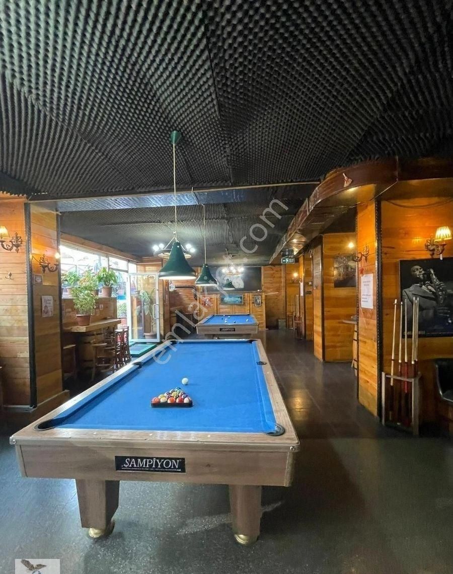 Avcılar Merkez Kiralık Dükkan & Mağaza Müslüm Emlaktan Avcılar Merkezde İşlek Bilardo Salonu