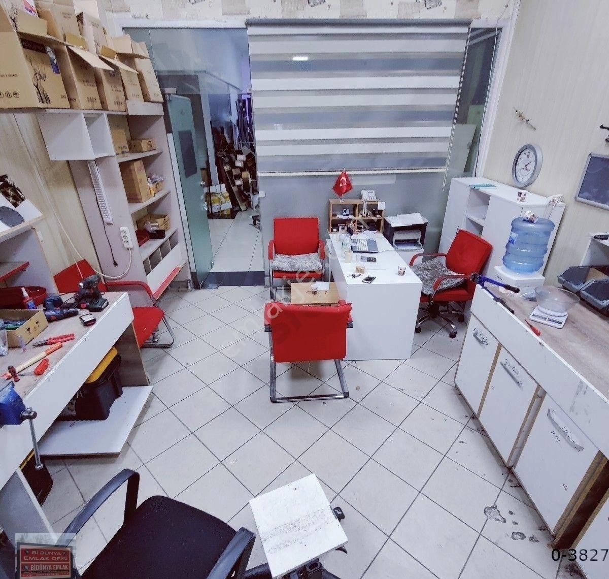 Muhteşem Bir Konuma Sahip Eryaman Galirai İş Merkezi İçinde Satılık Dükkan 40 M2 - Görsel 15