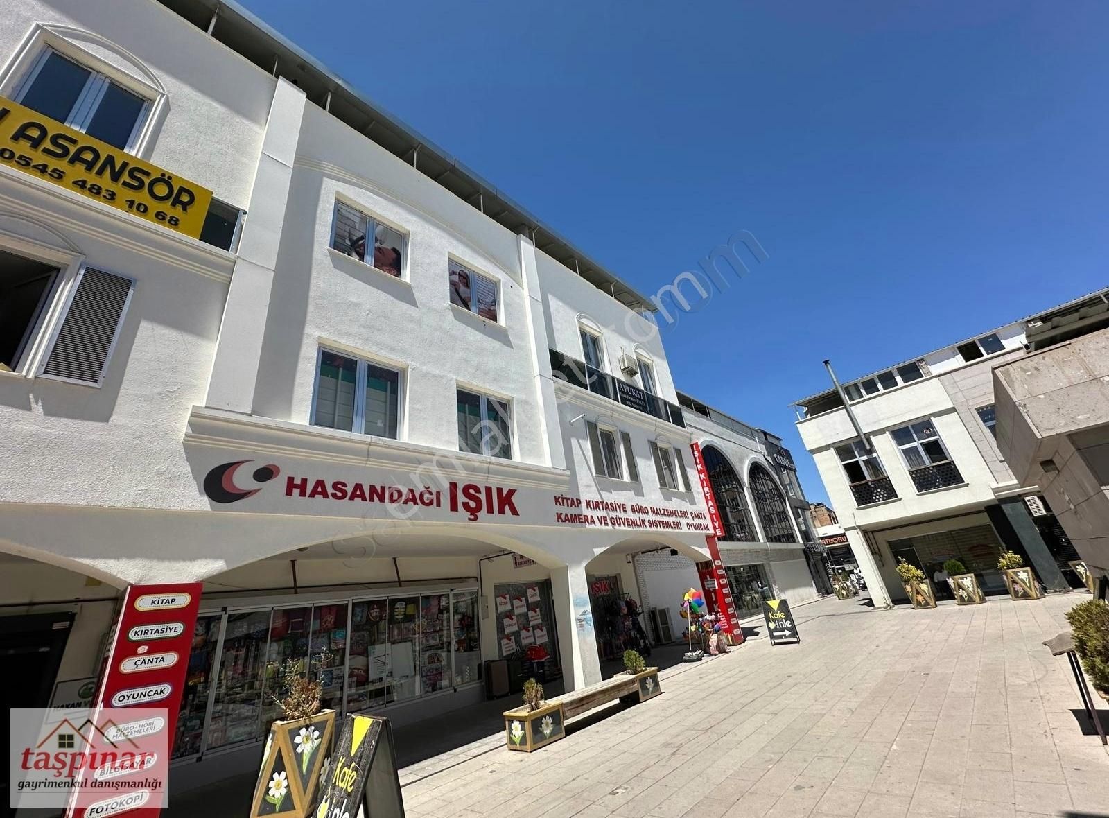 Aksaray Merkez Taşpazar Kiralık Ofis ÇARŞI MERKEZDE PİRİ MEHMET PAŞA İÇİNDE KİRALIK 2+1 DUBLEKS OFİS