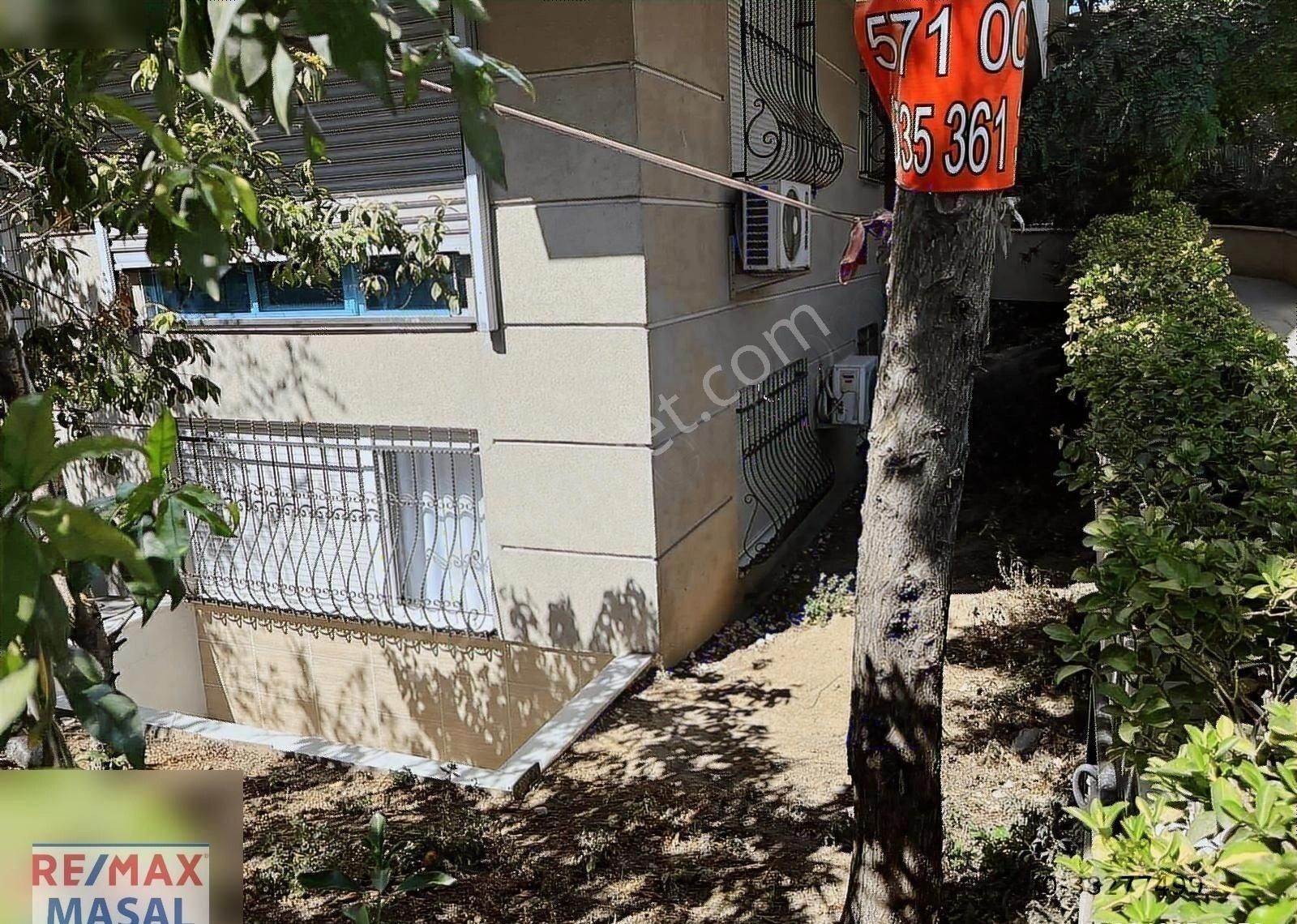 Bakırköy Zuhuratbaba Satılık Daire Bakırköy devlet hastanesine yakın satılık 1+1 bahçe katı