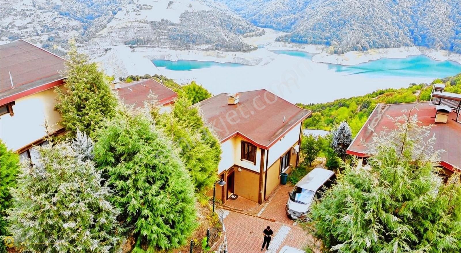 Başiskele Yuvacık Yakacık Satılık Villa Optimum Gy'den Yuvacık Baraj Manzara 4+1 Site İçi Müstakil Villa