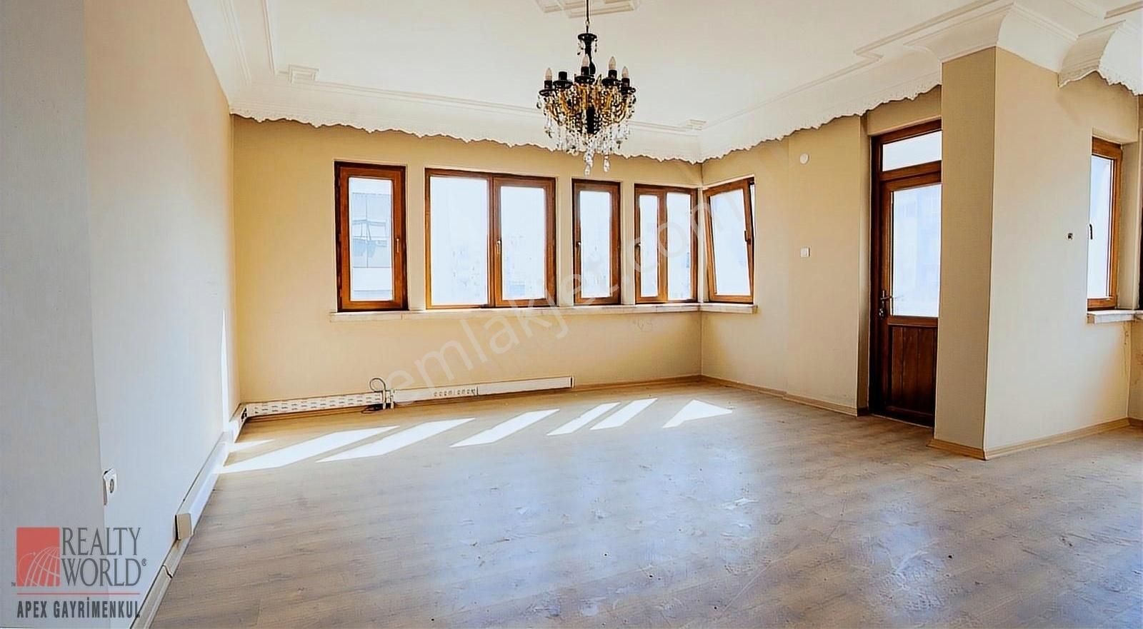 Muratpaşa Altındağ Satılık Daire ANTALYA 100.YIL CADDE ÜZERİ ASANSÖRLÜ SATILIK 4+1 SATILIK DAİRE