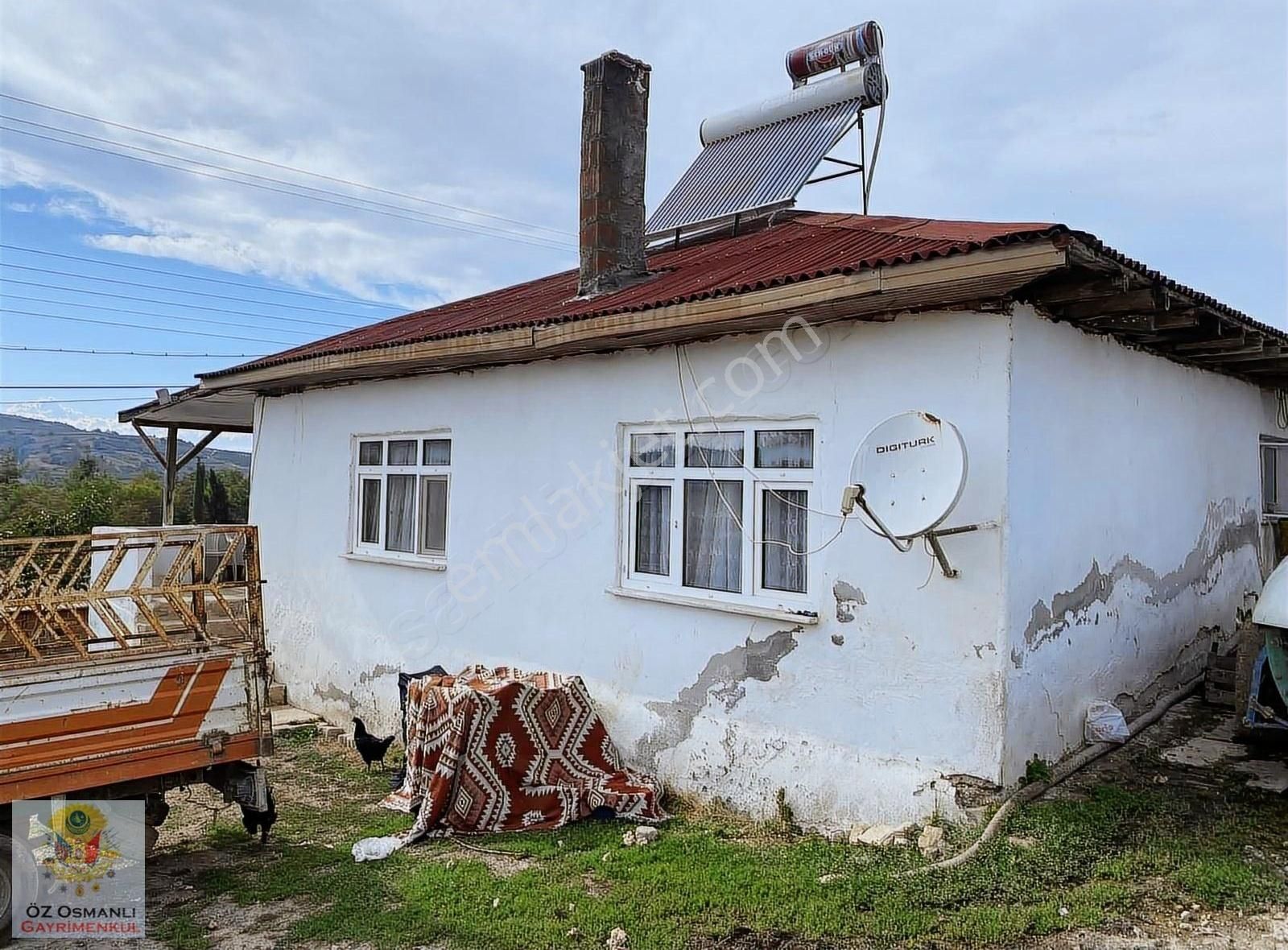 Osmaneli Ericek Köyü Satılık Müstakil Ev ERİCEK'TE GÖLE ÇOK YAKIN KAÇIRILMAYACAK KÖY EVİ