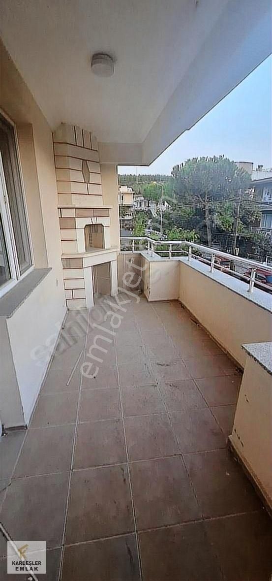 Aliağa Kültür Kiralık Daire Aliağa Kültür Mah . 3+1 Kiralık Daire 160 M2