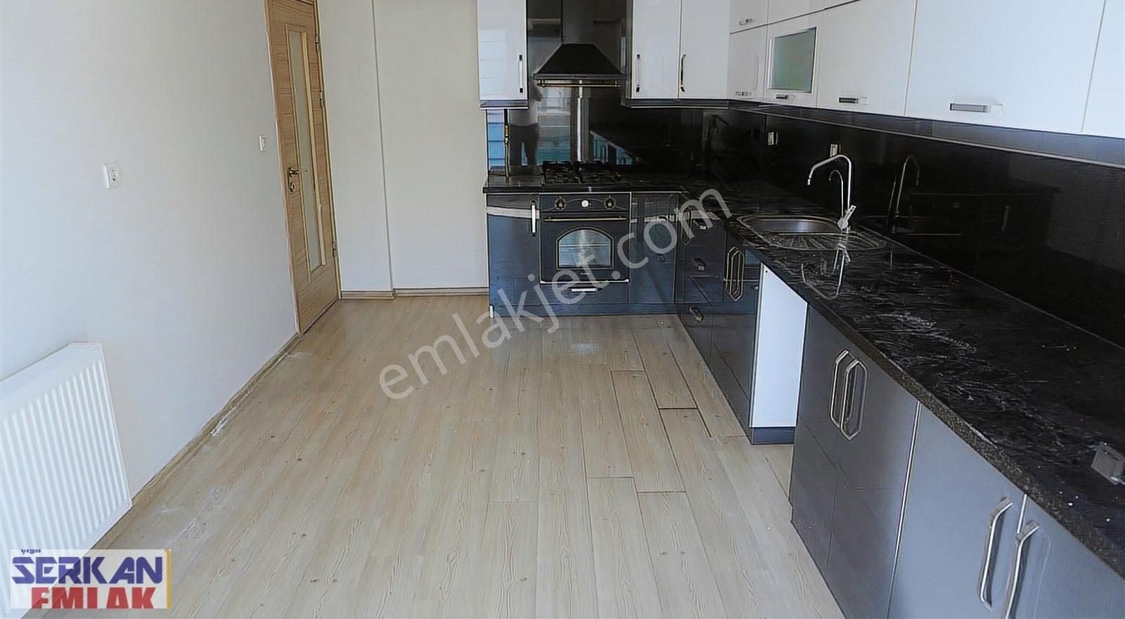 Çiğli Harmandalı Gazi Mustafa Kemal Atatürk Kiralık Daire Harmandalı Kiralıklüx3+1 190m2 Ebeveynbanyo+doğalgaz Çiğliserkan