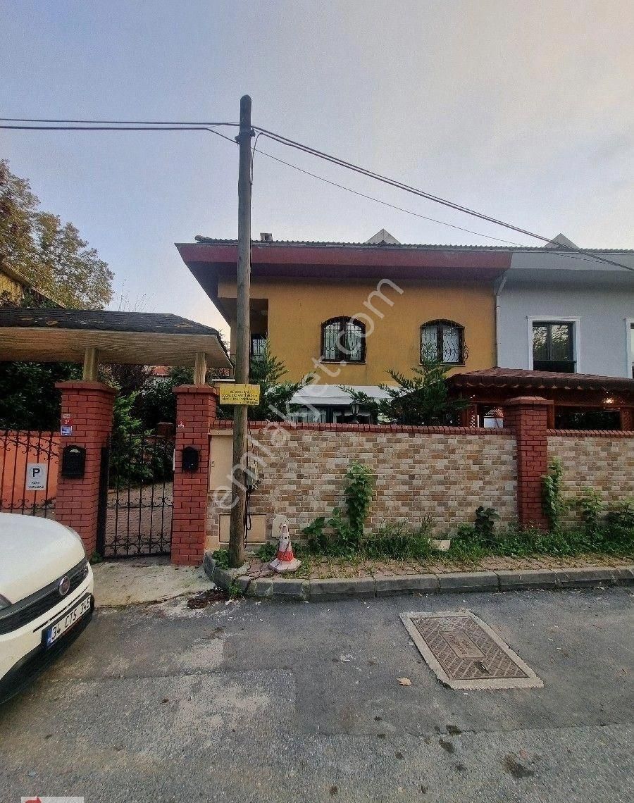 Sarıyer Bahçeköy Merkez Kiralık Villa kiralik full eşyalı villa sariyer bahcekoy