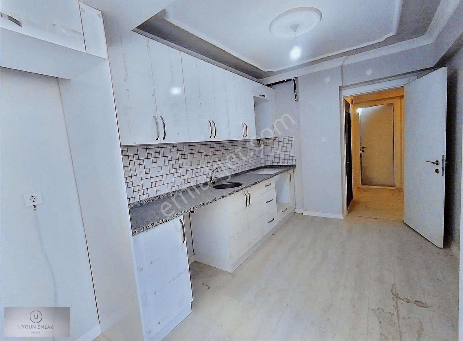 Buca Barış Satılık Daire BUCA İŞÇİ EVLERİ BARIŞ MAH.'DE 3+1 MASRAFSIZ ARA KAT DAİRE