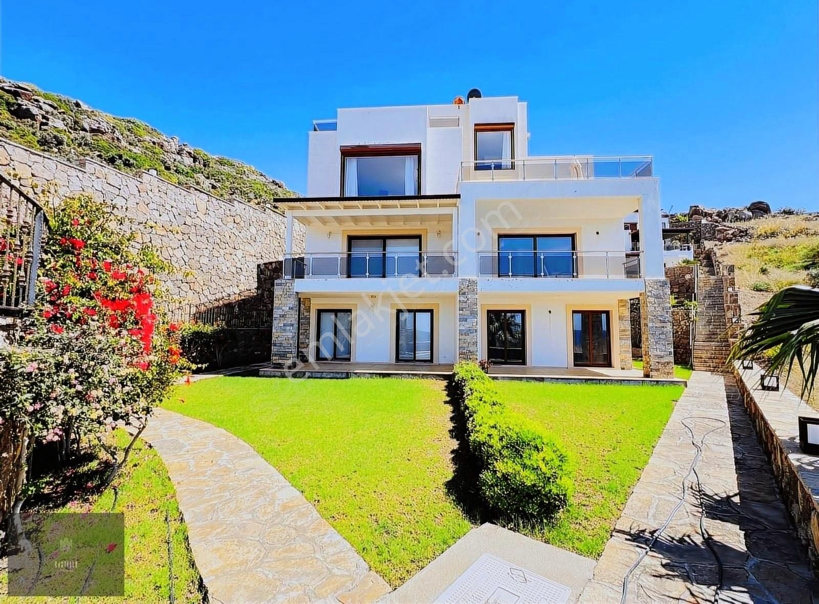 Bodrum Dirmil Satılık Villa BODRUM YALIKAVAK KAPANMAZ DENİZ MANZARALI SATILIK VİLLA