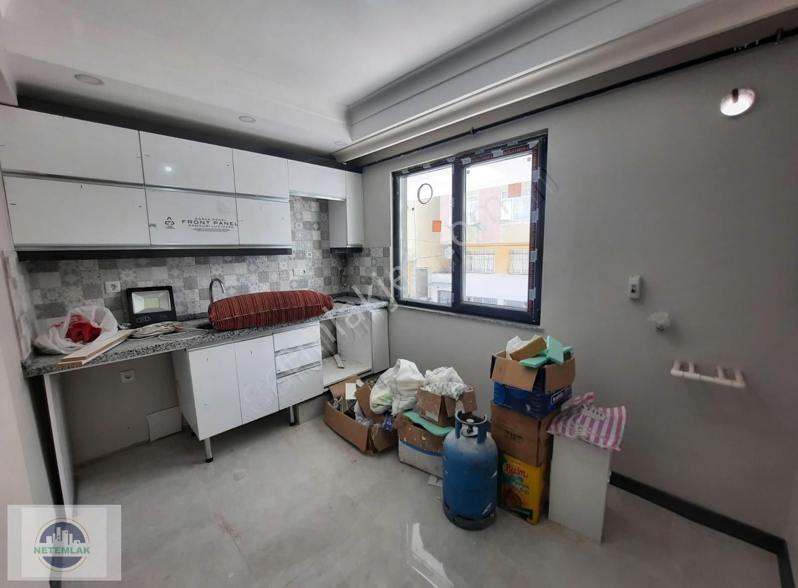 Güngören Güneştepe Satılık Daire TRAMVAYA YAKIN SIFIR BİNADA 2+1 ASANSÖRLÜ SATILIK DAİRE