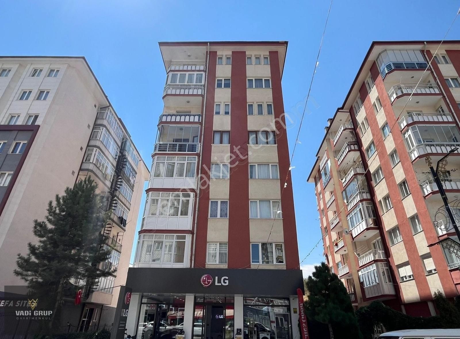 Sivas Merkez Pulur Satılık Daire VADİ GRUP'TAN ÇARŞI MERKEZDE 3+1 ARA KAT FIRSAT DAİRE!