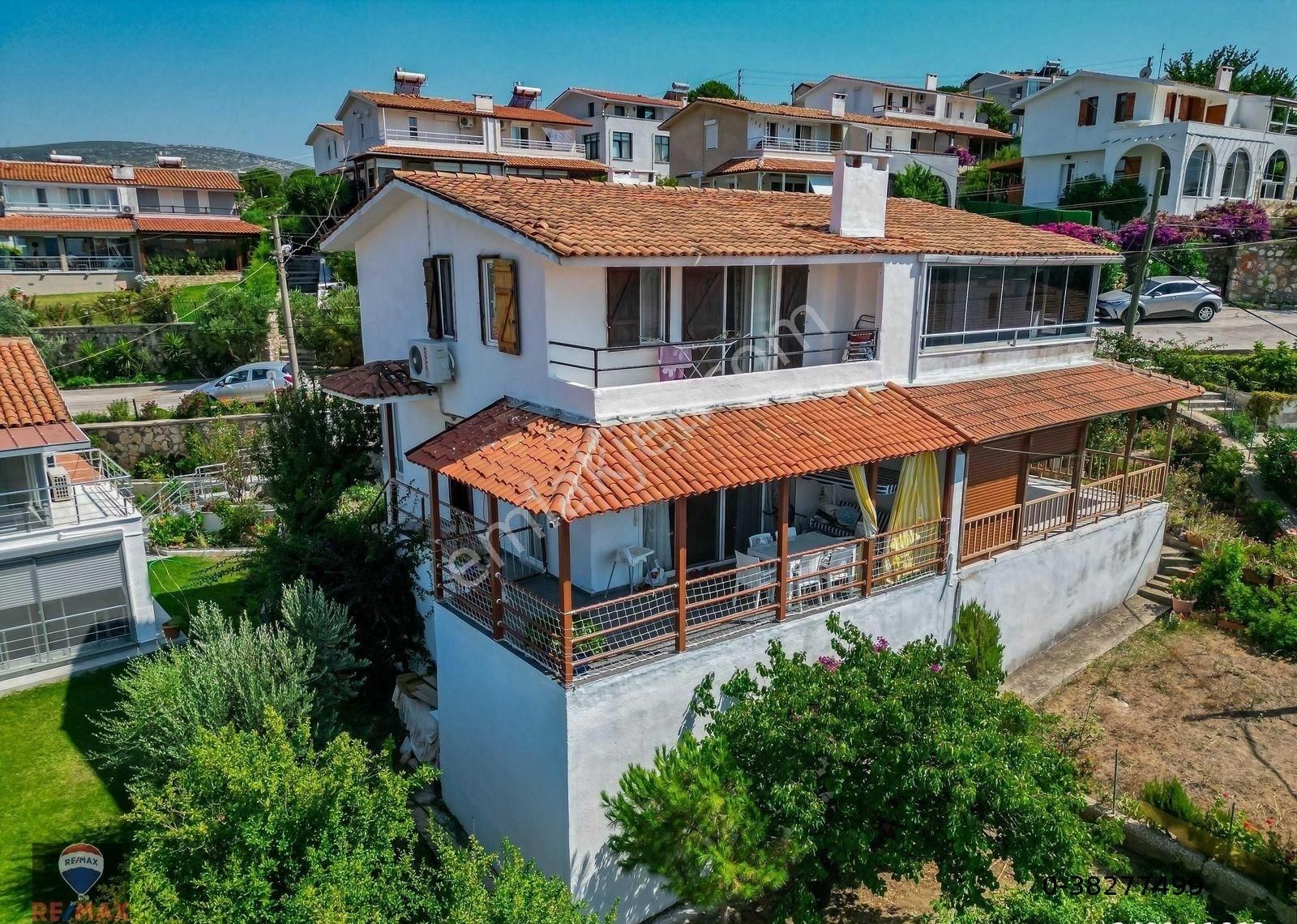 Çeşme Ildır Satılık Villa Çeşme / Ildır'da Satılık Deniz Manzaralı 3+1 Villa