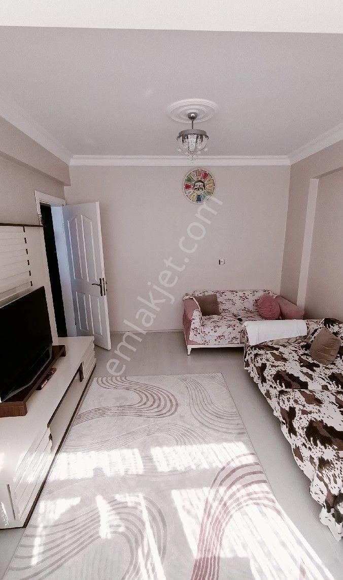 Muhittin Mahallesi 3+1 - 165m2 Satılık Ferah Daire - Görsel 12